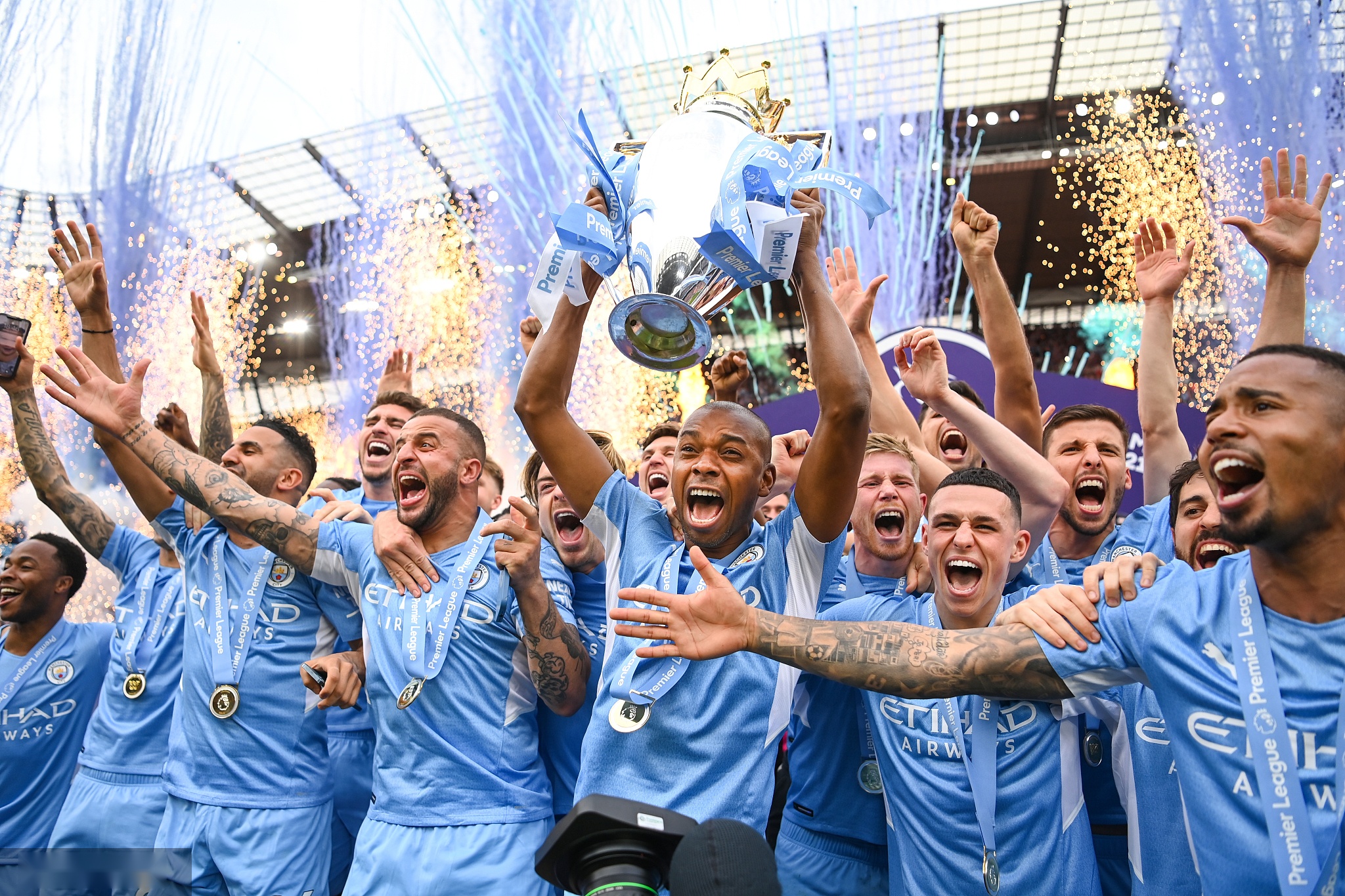 多名中场主 多名中场主