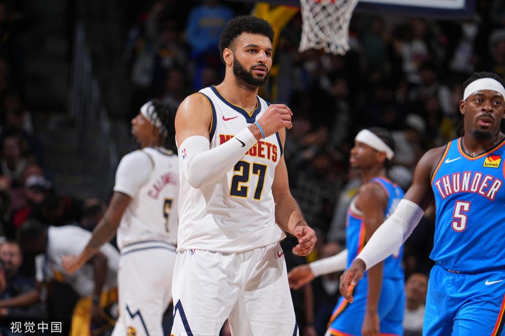 的首轮比赛 的首轮比赛