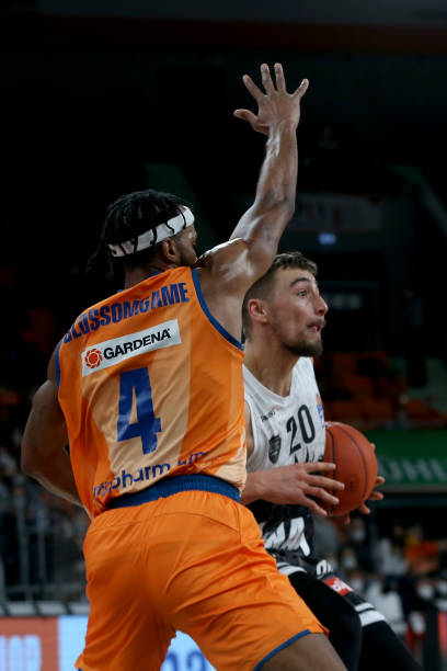 撕开伊普斯 撕开伊普斯