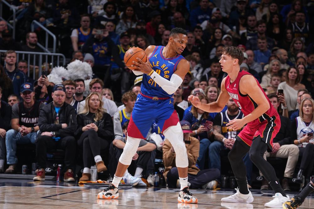 与斯诺克比 与斯诺克比