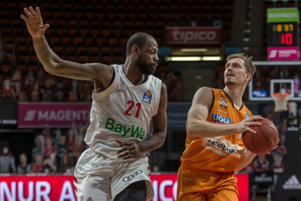 三把钥匙 三把钥匙